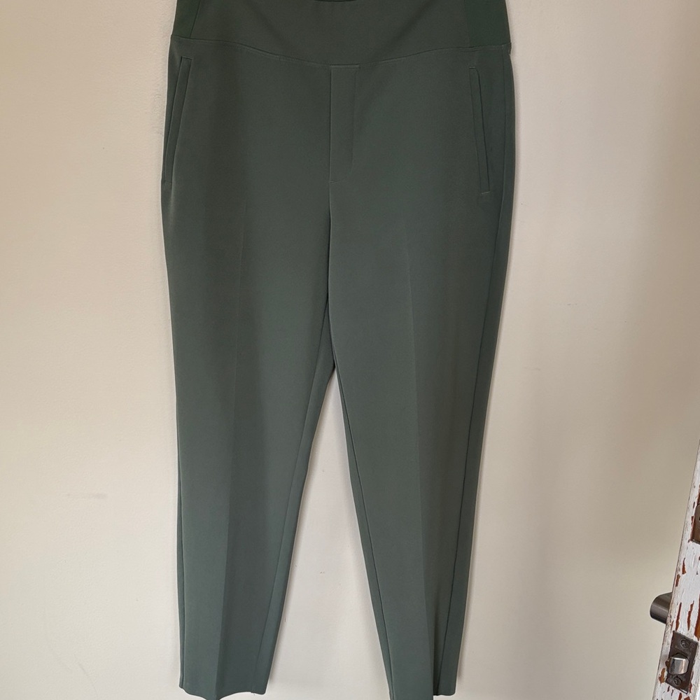 Athleta Green Women's Pants
